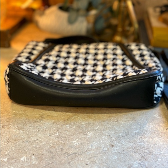 Vera Bradley Women's Trimmed Trapeze Crossbody Midnight Houndstooth - Picture 3 of 12
